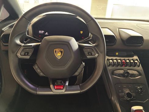 Used 2015 Lamborghini Huracan LP 610-4 image 9