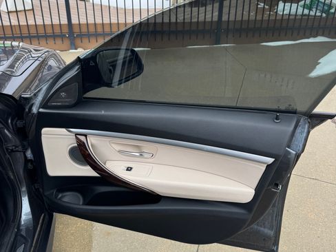 Used 2017 BMW 340i Gran Turismo xDrive image 11