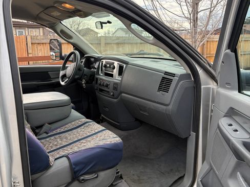 Used 2007 Dodge Ram 3500 Truck 2WD Regular Cab DRW w/ 26G SLT Cpos Pkg image 5