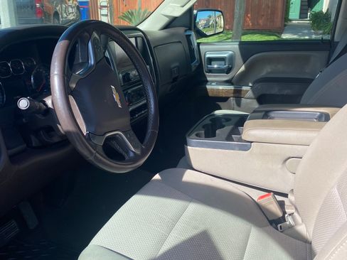 Used 2015 Chevrolet Silverado 1500 LT w/ LT Convenience Package image 6