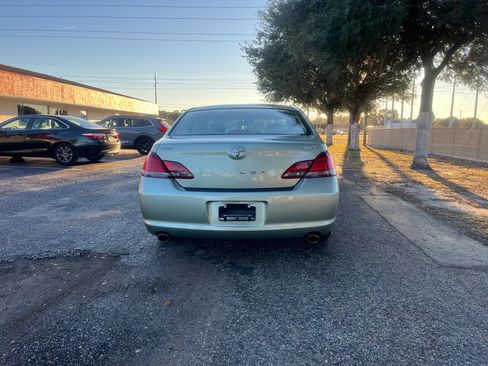 Used 2008 Toyota Avalon Limited image 5
