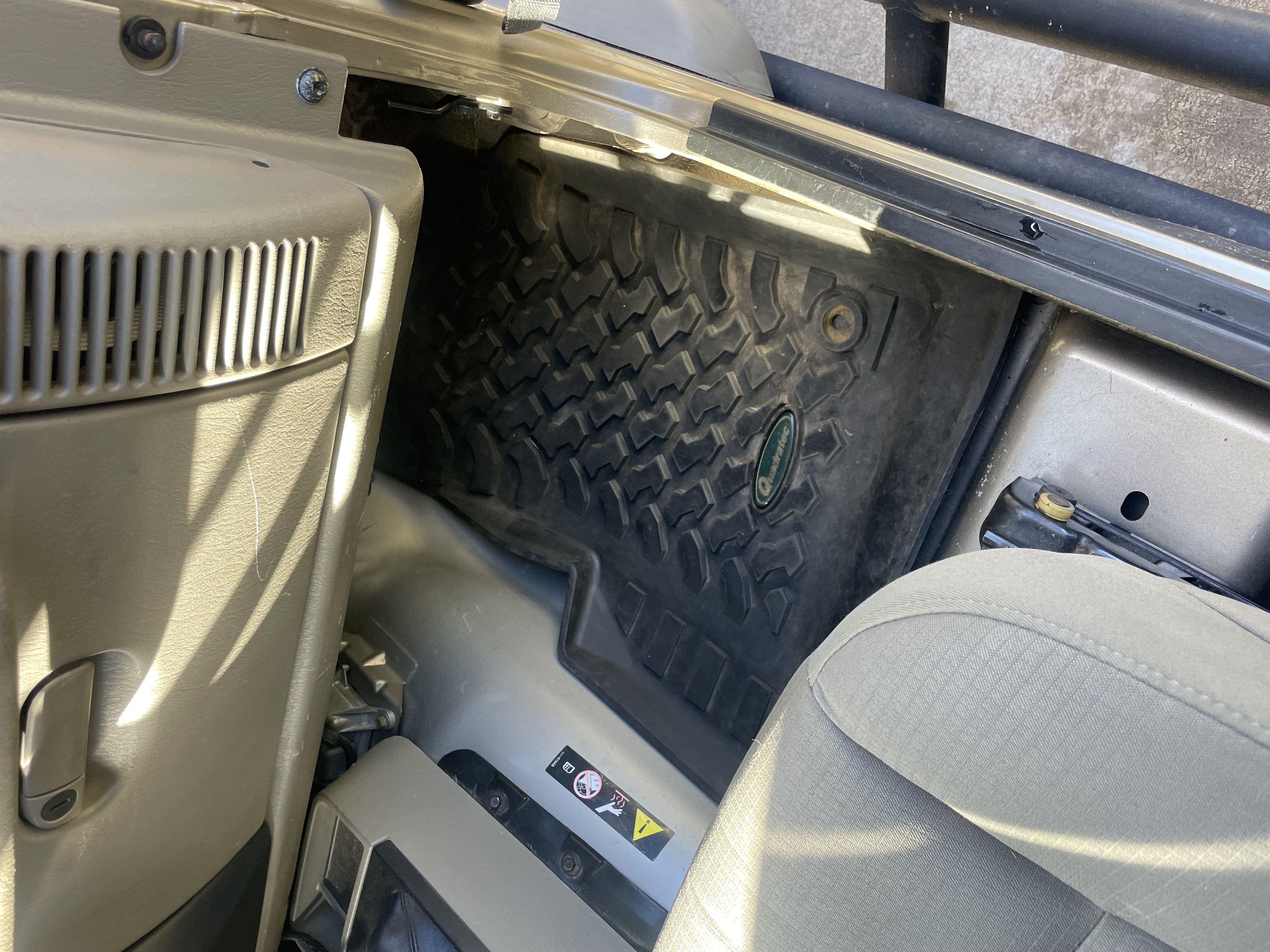 Used 2006 Jeep Wrangler X w/ Tire & Wheel Group (Ecco) AWD/4WD image 13