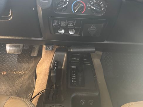 Used 2004 Jeep Wrangler X w/ Wheel Plus Group AWD/4WD image 6