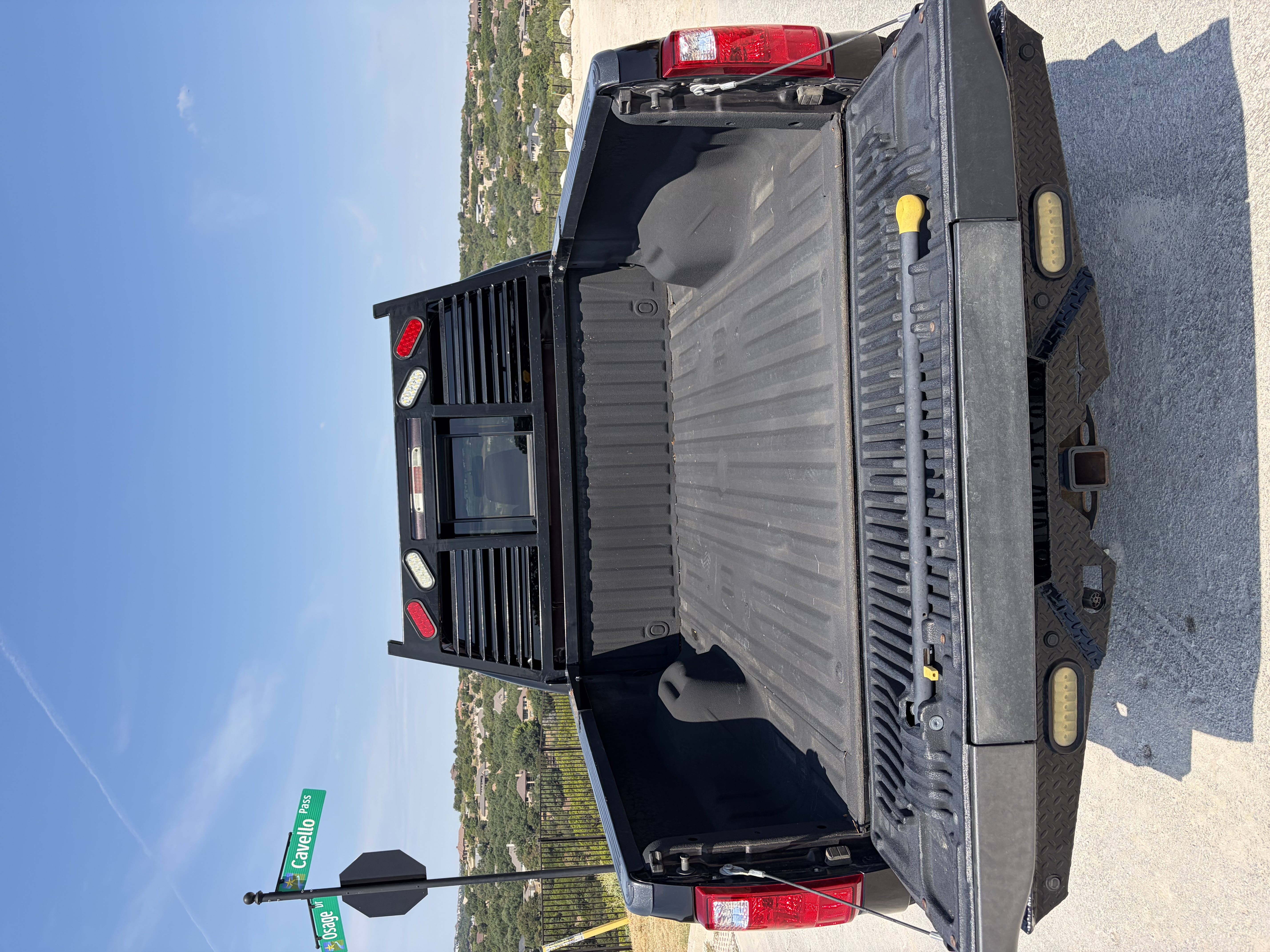 Used 2013 Ford F250 Lariat w/ Lariat Interior Pkg AWD/4WD image 6