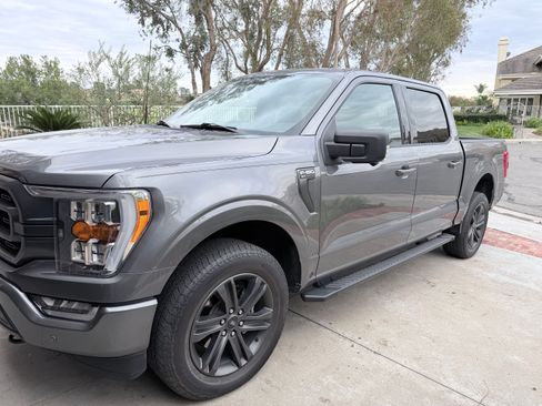 Used 2021 Ford F150 XLT w/ Equipment Group 302A High image 5