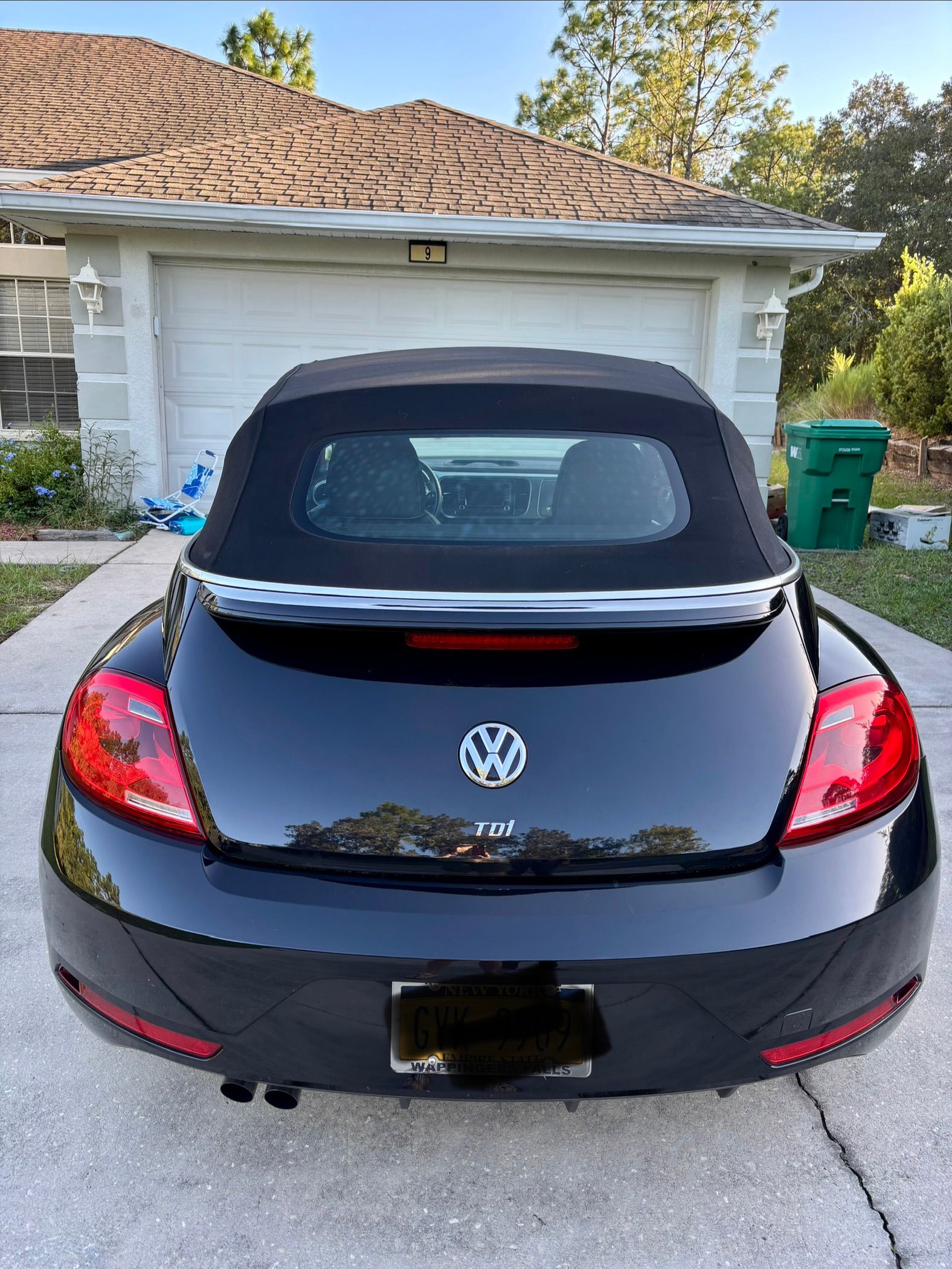 Used 2014 Volkswagen Beetle TDI FWD image 5