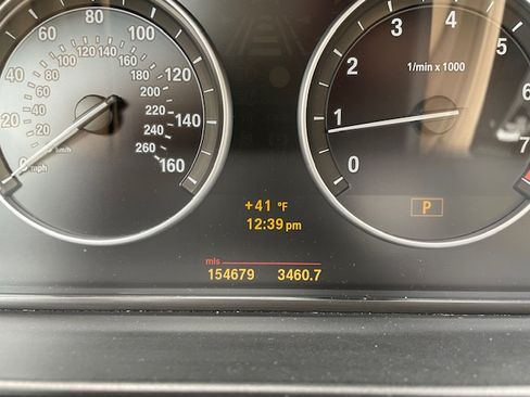 Used 2011 BMW 528i Sedan image 17