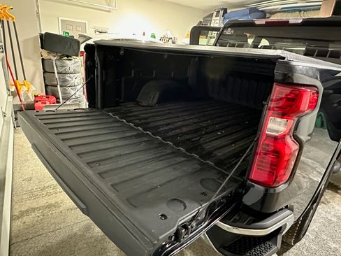 Used 2022 Chevrolet Silverado 1500 LT image 21