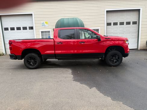 Used 2023 Chevrolet Silverado 1500 LT Trail Boss w/ Protection Package image 6