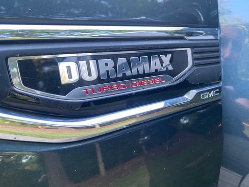 Used 2021 GMC Sierra 1500 Denali w/ Denali Ultimate Package AWD/4WD image 9