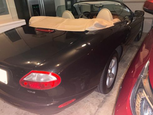 Used 1998 Jaguar XK8 8 Convertible 2D image 12
