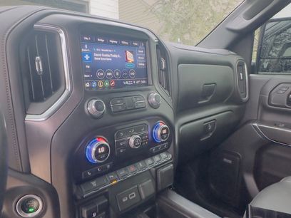 Used 2022 GMC Sierra 2500 AT4 w/ AT4 Preferred Package