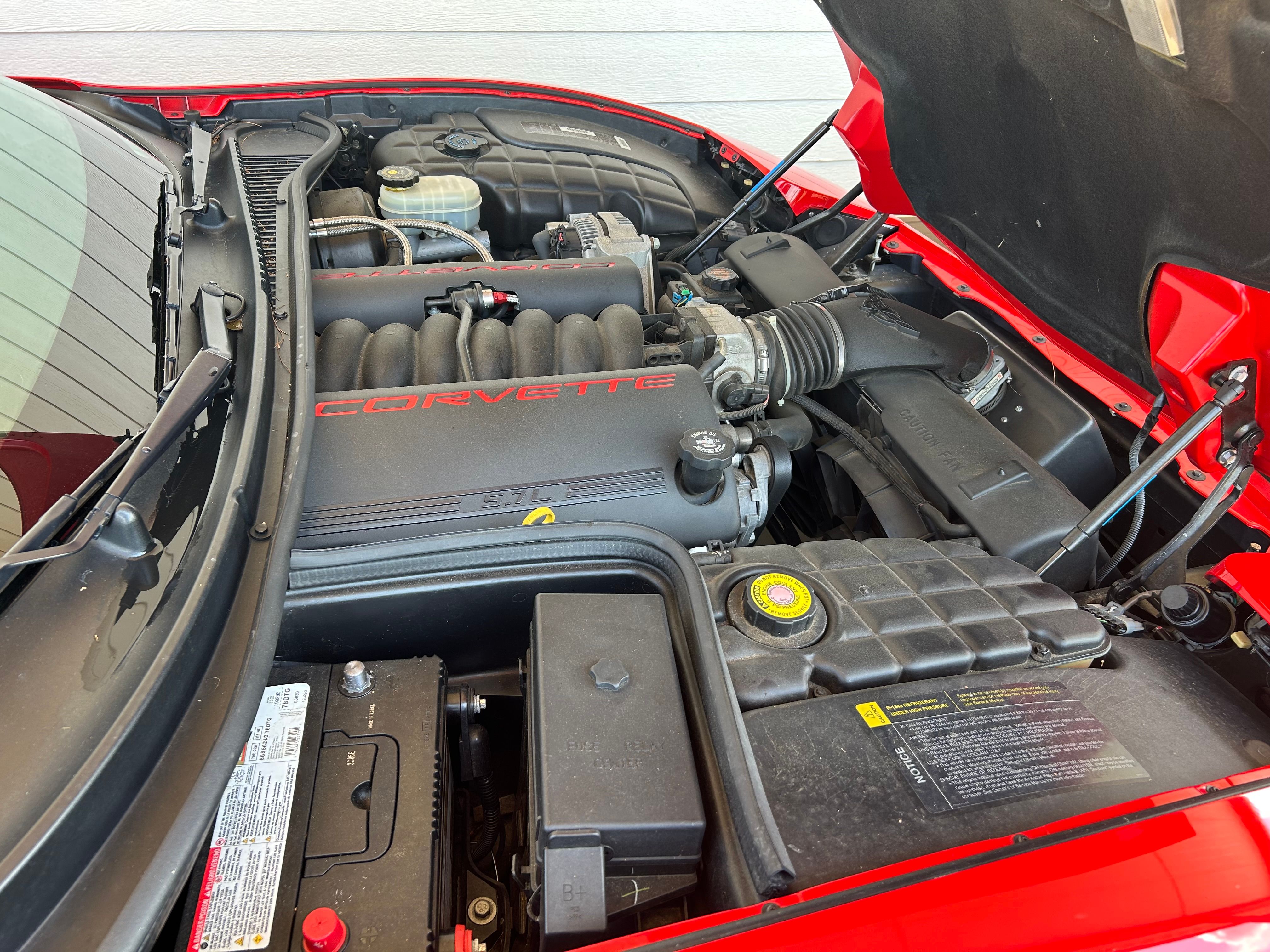 Used 1998 Chevrolet Corvette Convertible w/ Memory Pkg RWD image 11