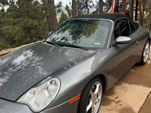 Used 2003 Porsche 911 Carrera 4 image 6