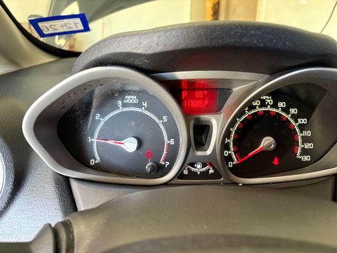 Used 2011 Ford Fiesta SE w/ 201A Rapid Spec Order Code image 5