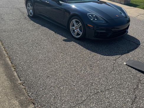 Used 2023 Porsche Panamera image 6