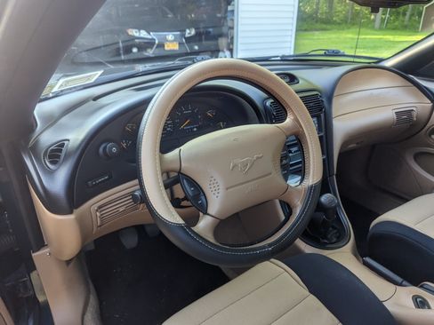 Used 1994 Ford Mustang GT image 13