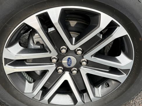 Used 2022 Ford F150 XL w/ STX Appearance Package image 13