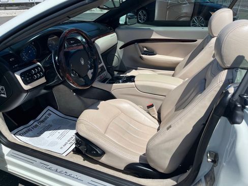 Used 2013 Maserati GranTurismo Convertible image 22