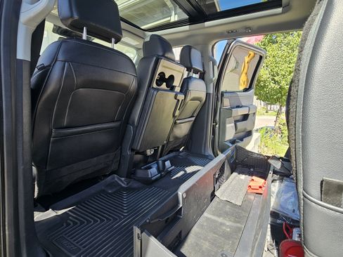 Used 2023 Ford F350 Lariat w/ Tremor Off-Road Package AWD/4WD image 21