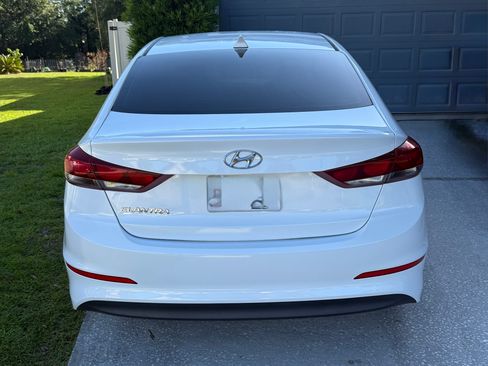 Used 2018 Hyundai Elantra SEL FWD image 4