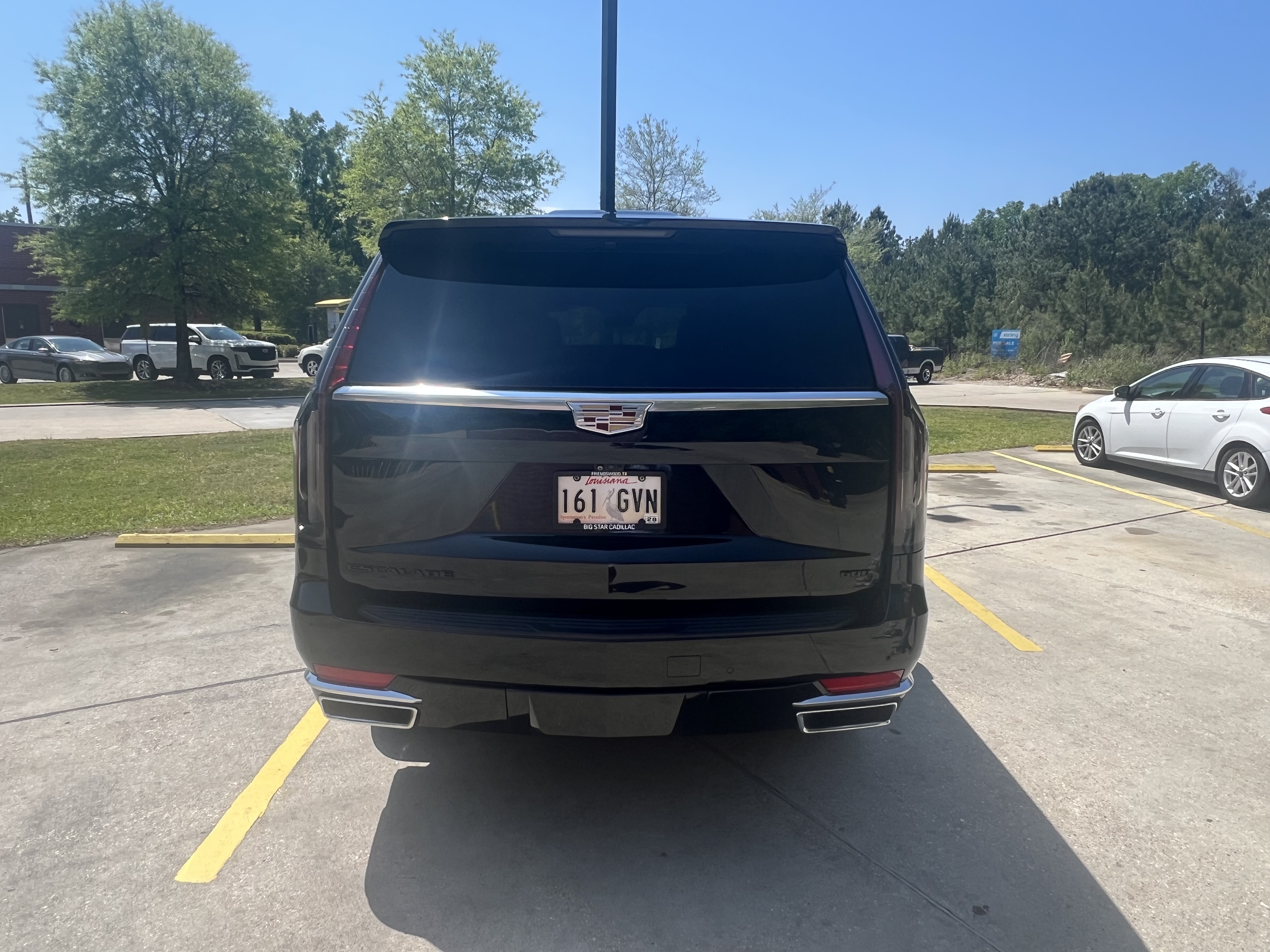 Used 2022 Cadillac Escalade ESV Premium Luxury RWD image 5