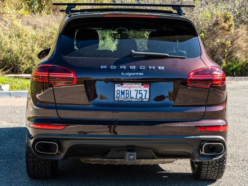 Used 2016 Porsche Cayenne Diesel AWD/4WD image 4