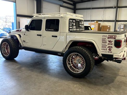 Used 2020 Jeep Gladiator Rubicon image 18