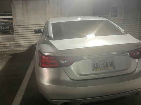Used 2016 Nissan Maxima SR FWD image 7