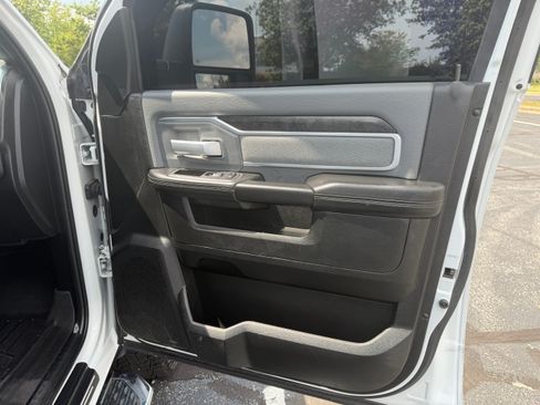 Used 2023 RAM 2500 Big Horn w/ Level 1 Equipment Group AWD/4WD image 21