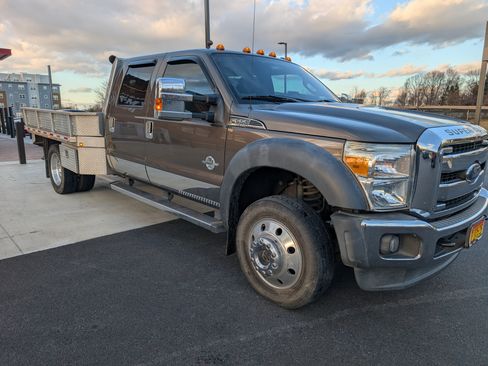 Used 2015 Ford F550 4x4 Crew Cab Super Duty image 1
