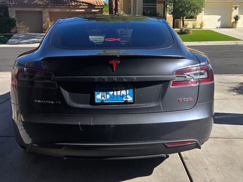 Used 2015 Tesla Model S P85D image 10