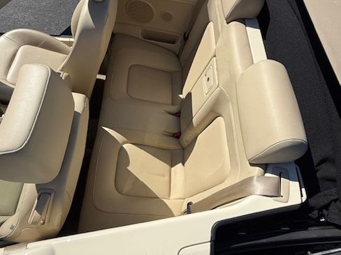 Used 2008 Volkswagen Beetle SE image 10