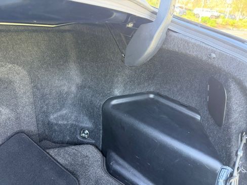 Used 2013 Lexus ES 300h image 14