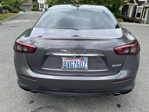 Used 2019 Maserati Ghibli RWD image 12