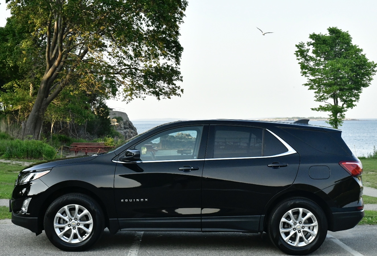 Used 2020 Chevrolet Equinox LT AWD/4WD image 1