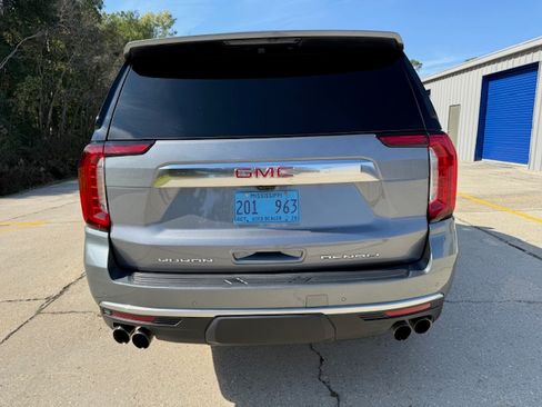 Used 2022 GMC Yukon Denali w/ Denali Ultimate Package image 9