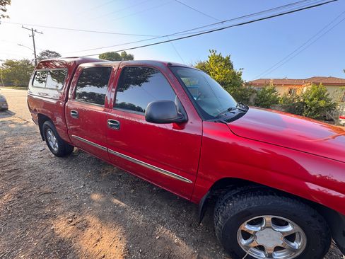 Used 2004 GMC Sierra 1500 SLE RWD image 11