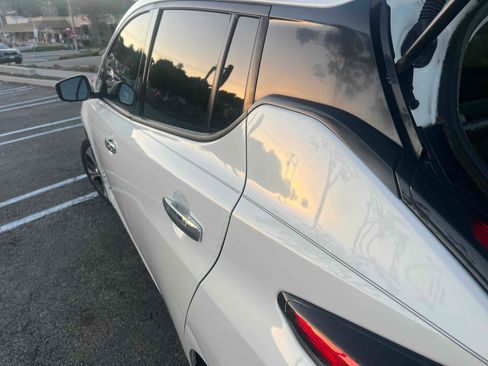 Used 2019 Nissan Leaf SL Plus image 19