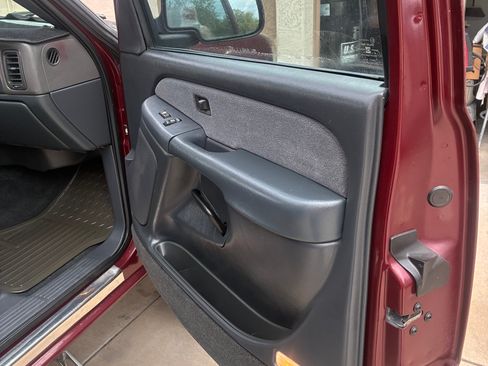 Used 2002 Chevrolet Silverado 1500 LS image 6