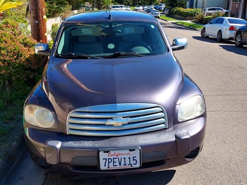 Used 2006 Chevrolet HHR LT image 2