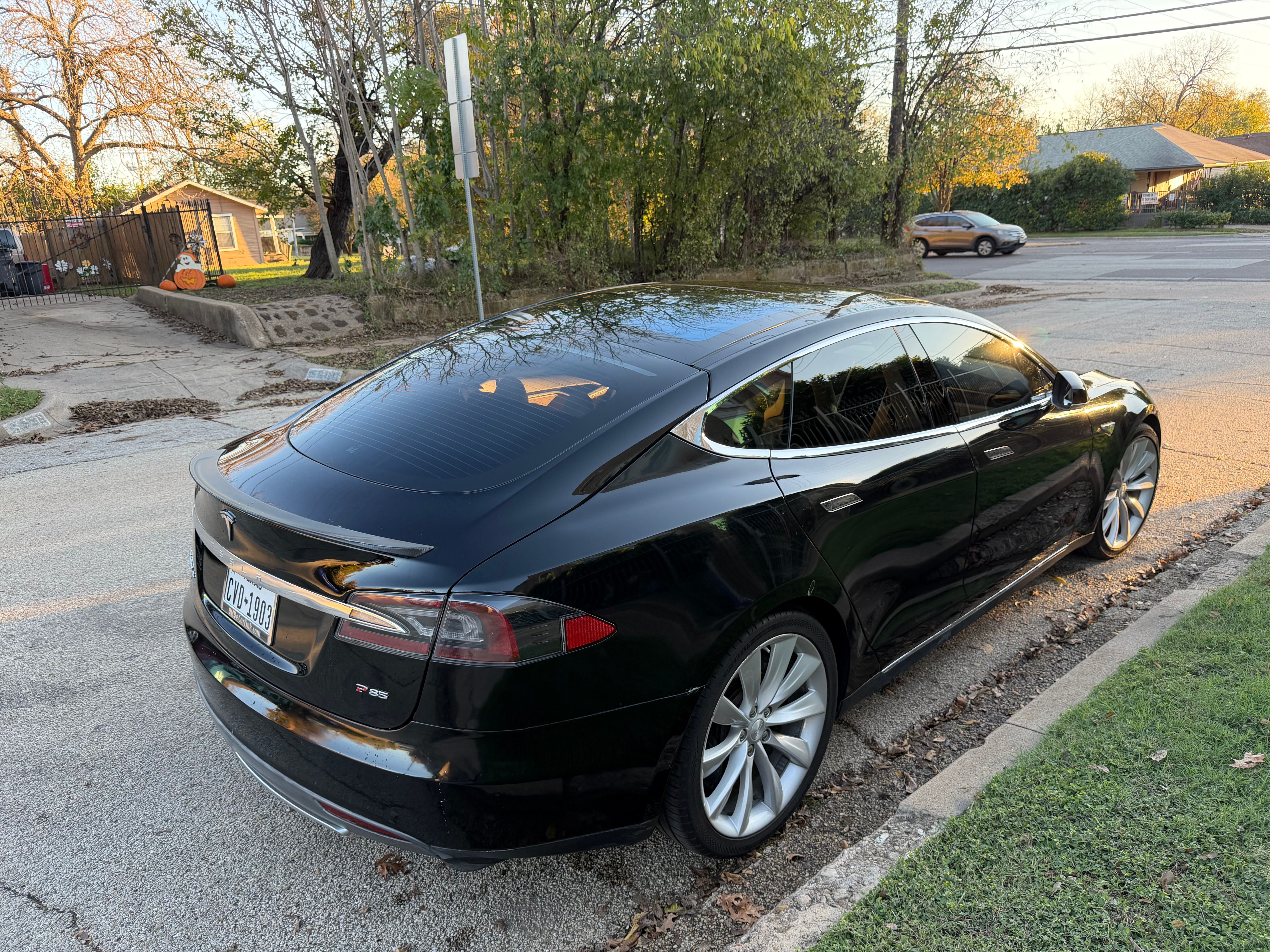 Used 2013 Tesla Model S Performance RWD image 5