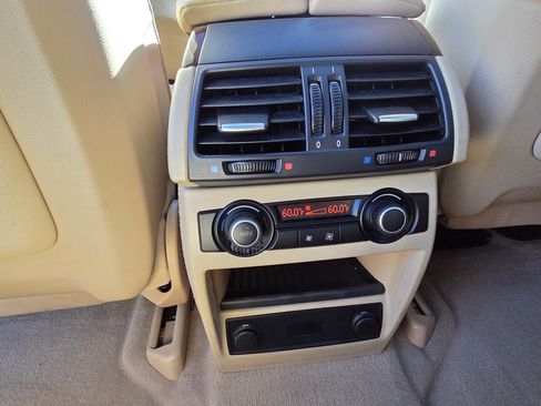 Used 2013 BMW X5 xDrive35i image 11