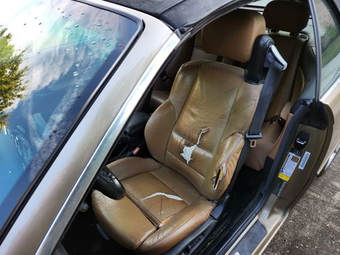 Used 2006 BMW 325Ci Convertible image 15