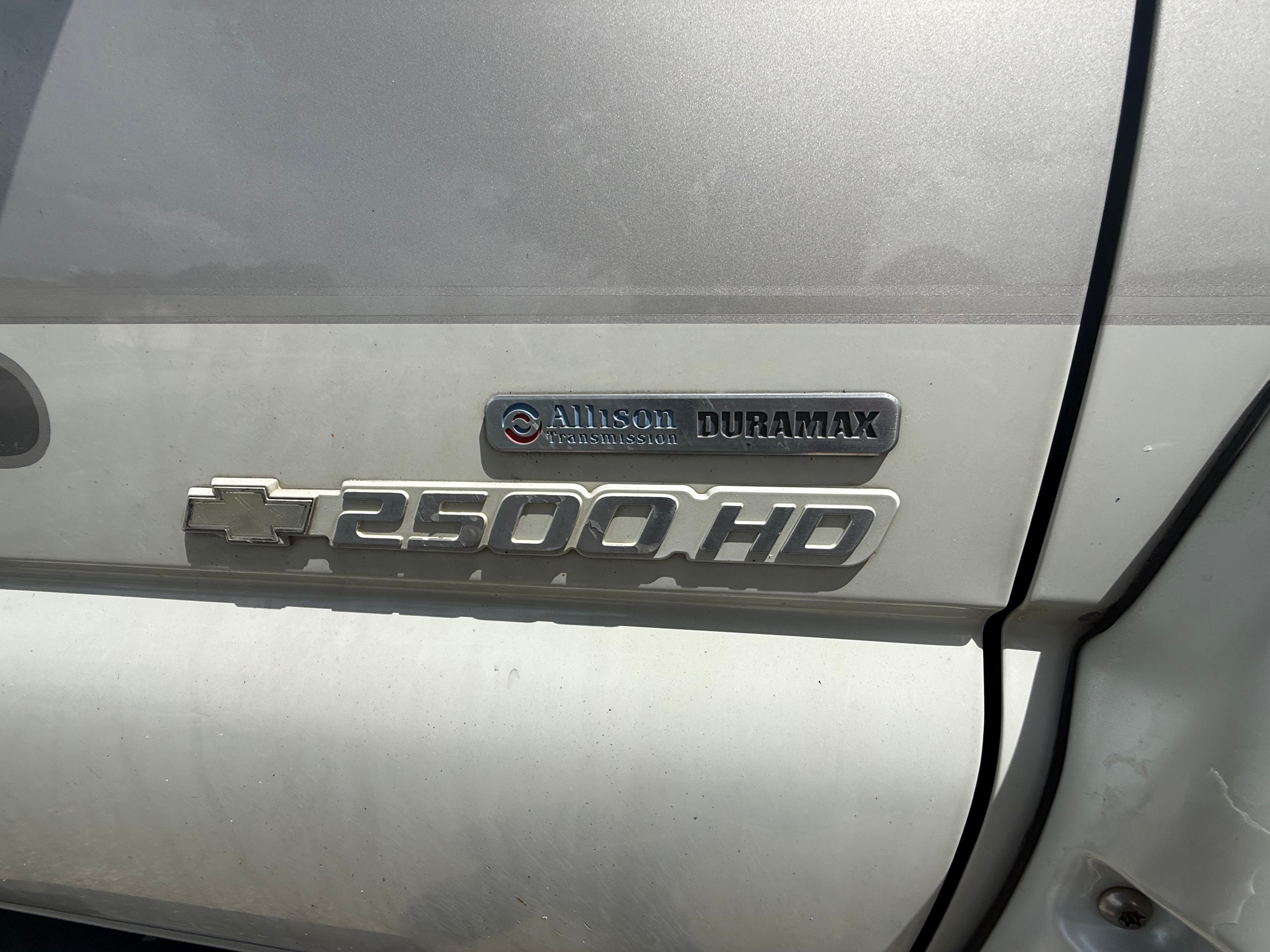 Used 2007 Chevrolet Silverado 2500 LT w/ Heavy-Duty Power Package AWD/4WD image 13