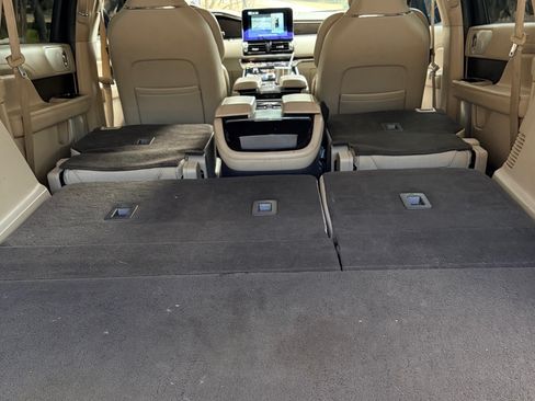 Used 2018 Lincoln Navigator Reserve w/ Technology Package image 5