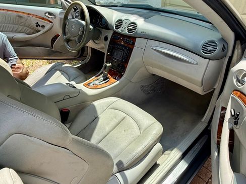 Used 2004 Mercedes-Benz CLK 320 Cabriolet image 13