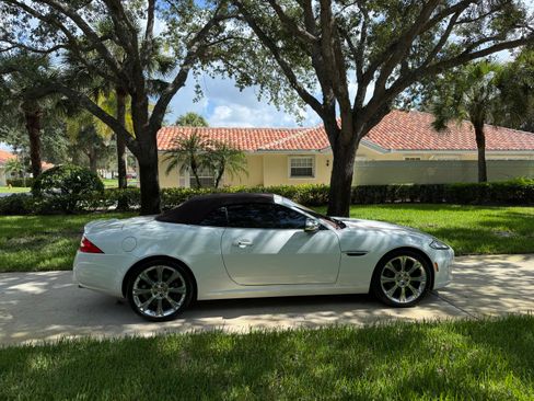 Used 2014 Jaguar XK Convertible RWD image 15