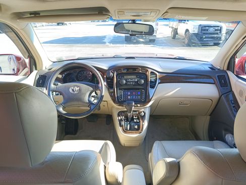 Used 2001 Toyota Highlander Limited image 9
