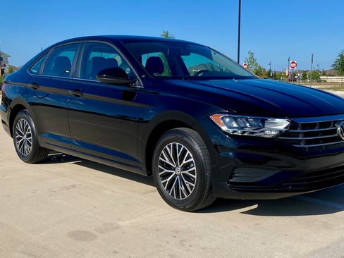 Used 2021 Volkswagen Jetta S w/ Driver Assistance Package image 5